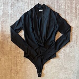 Good American Black Long Sleeve Deep V Draped Bodysuit Size Medium